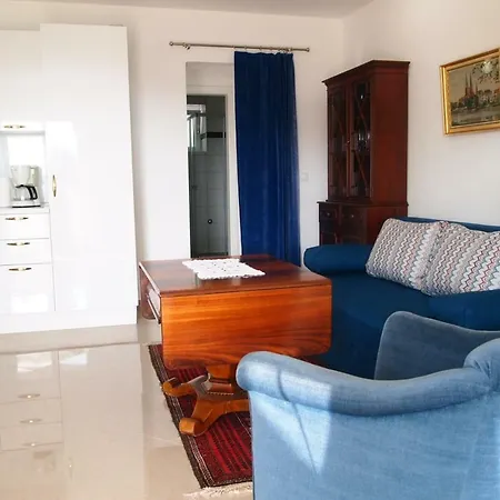 Open Hus Apartment Krvavica